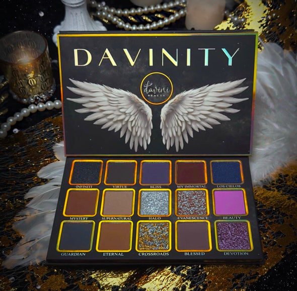 Davinity Eyeshadow Palette