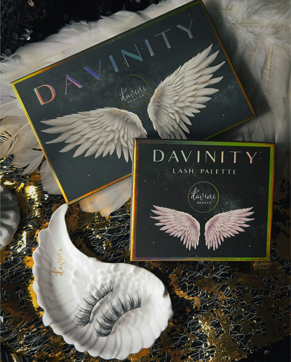 Full Davinity Bundle with Lash Palette of 5 Natural Spike Lashes. No Glitter